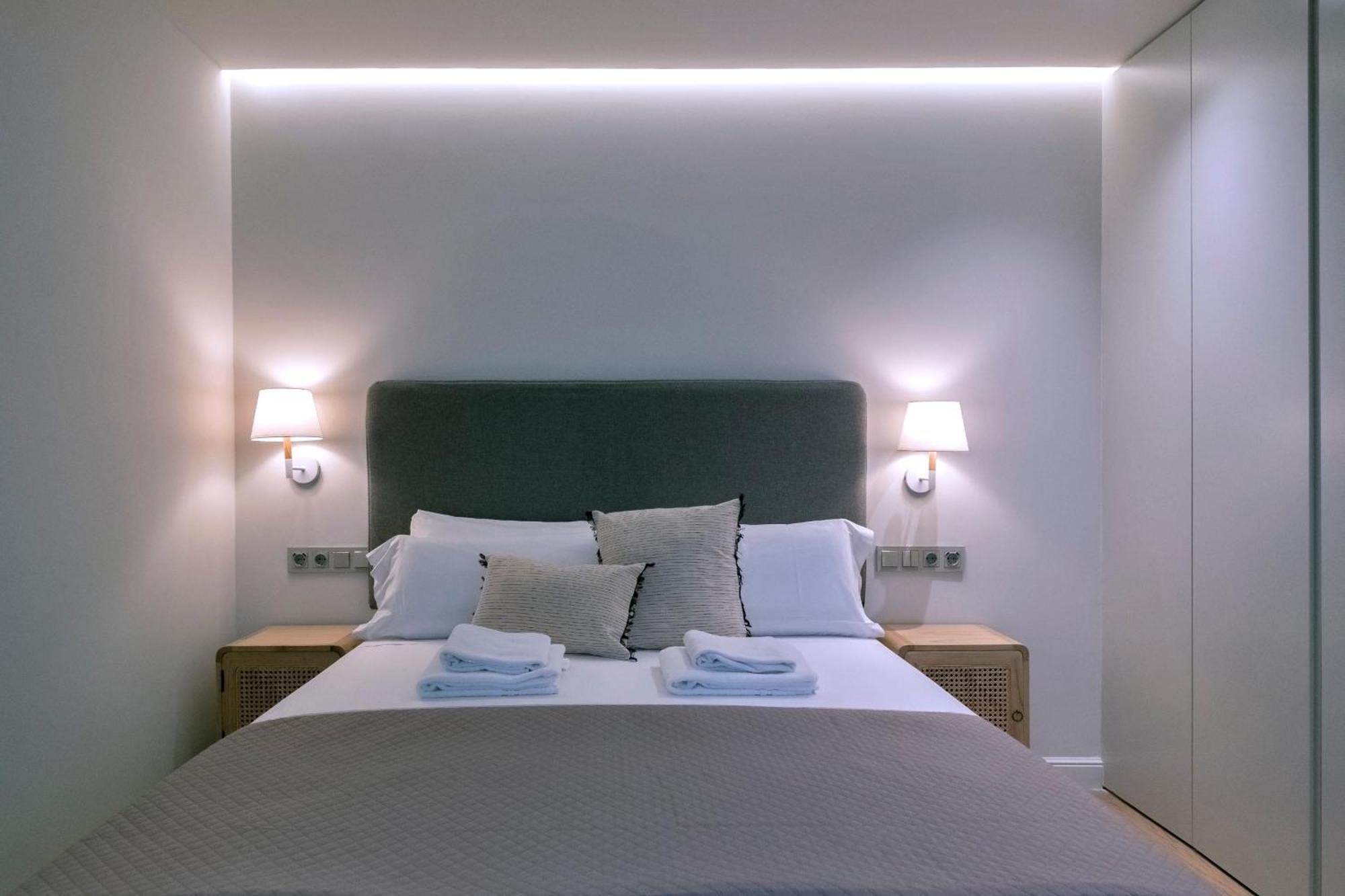 Villar Suites By Cadiz4Rentals Extérieur photo