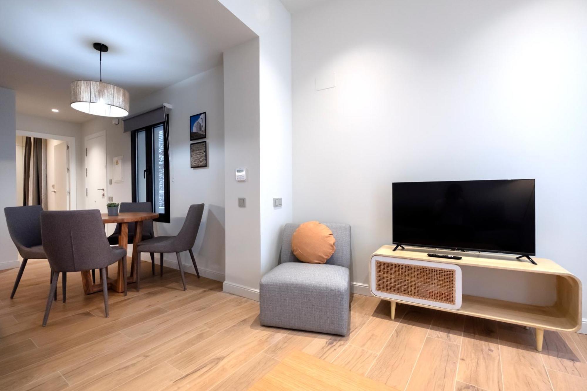 Villar Suites By Cadiz4Rentals Extérieur photo